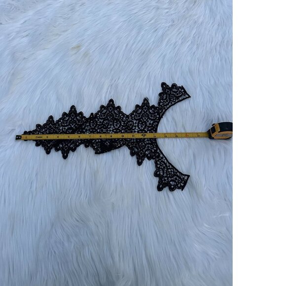 Vintage Trims Lot of 100 pcs X$20 Sewing Crafting Applique tops dresses and more - Picture 4 of 6